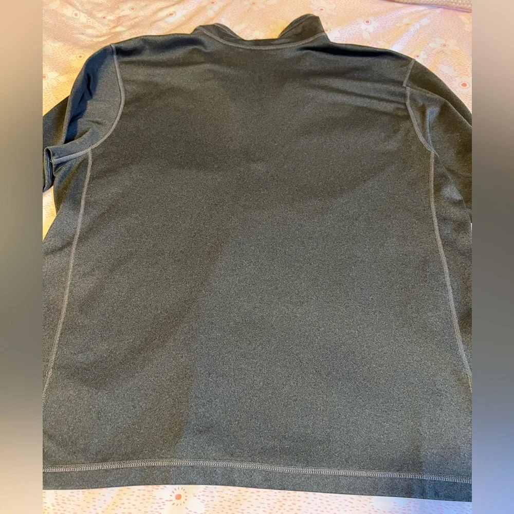 The North Face Charcoal Quarter-Zip Pullover Men’s XL